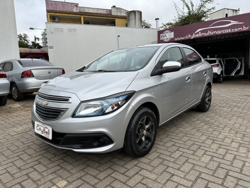 Chevrolet Prisma 1.4 8V LT-1