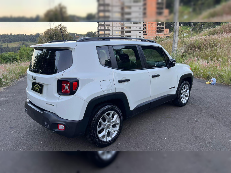 Jeep Renegade SPORT MT-2