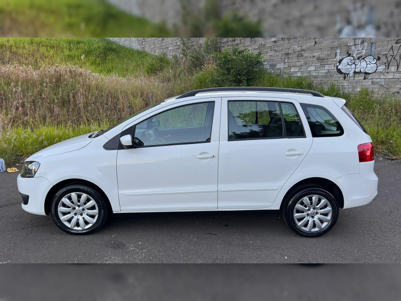 Volkswagen Spacefox 1.6 GII-3