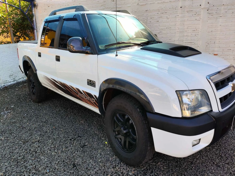 Chevrolet S10 2.4 MPFI RODEIO 4X2 CD 8V-1
