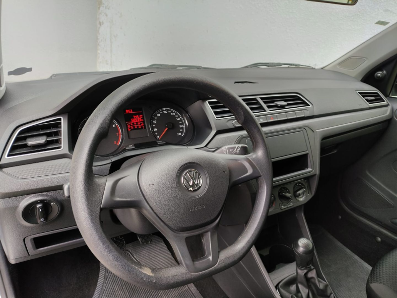 VolksWagen Gol 1.0 12V MPI-6