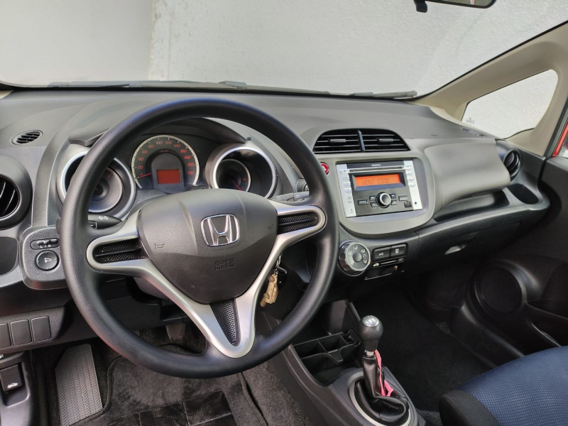 Honda Fit 1.4 LX 16V-8