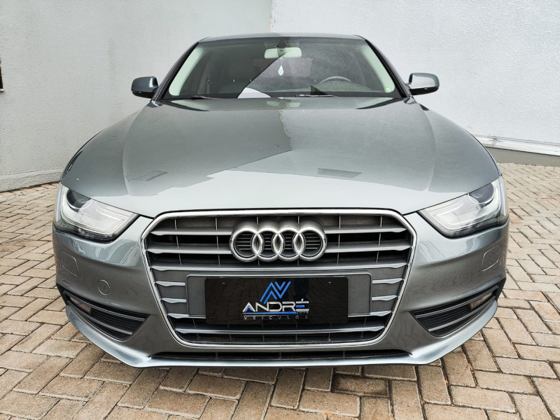 Audi A4 2.0 TFSI AMBIENTE AVANT-2